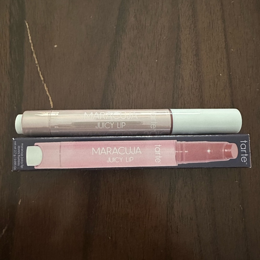 Maracuja juicy lip balm by Tarte color Rose Brand new